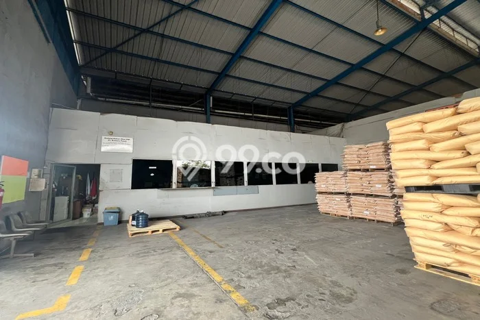 Unit Gudang Dijual di Tangerang LT 6375m2 & LB 2310m2 Unit Gudang Dijual di Tangerang LT 6375m2 & LB 2310m2