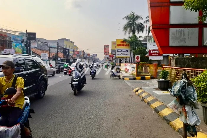 Komersial Bagus Dijual LB 494m2 Lokasi Strategis Bekasi Area Cocok untuk Bisnis Komersial Bagus Dijual LB 494m2 Lokasi Strategis Bekasi Area Cocok untuk Bisnis