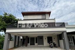 Ready to Use! Luxury House LT 168m2 Desain Elegan di BSD City Ready to Use! Luxury House LT 168m2 Desain Elegan di BSD City