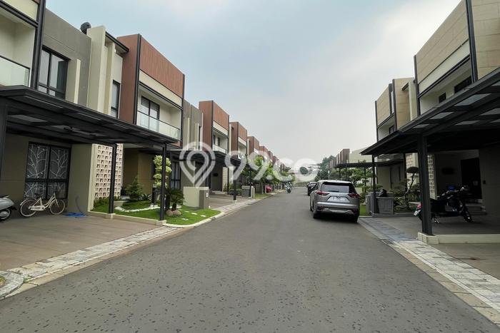 Ready to Use! Luxury House LT 131m2 Desain Modern di Gading Serpong Ready to Use! Luxury House LT 131m2 Desain Modern di Gading Serpong