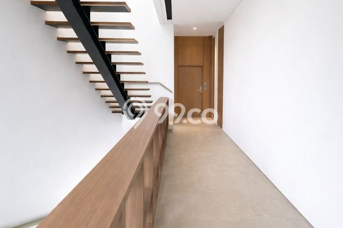 Rumah Luxury Modern Siap Huni di BSD City Tangerang Rumah Luxury Modern Siap Huni di BSD City Tangerang