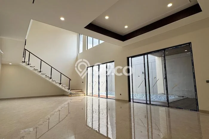 Hunian Eksklusif Siap Huni LT 375m2 di BSD, Tangerang Selatan Hunian Eksklusif Siap Huni LT 375m2 di BSD, Tangerang Selatan