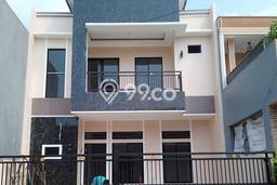 Rumah Luas Asri 4 KT Siap Pakai di Cikupa Citra Raya Tangerang Rumah Luas Asri 4 KT Siap Pakai di Cikupa Citra Raya Tangerang
