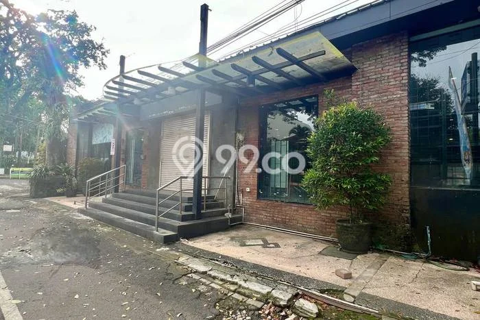 For Rent Komersial Strategis Kawasan Klojen, Luas 750m2m², Lokasi Ramai For Rent Komersial Strategis Kawasan Klojen, Luas 750m2m², Lokasi Ramai