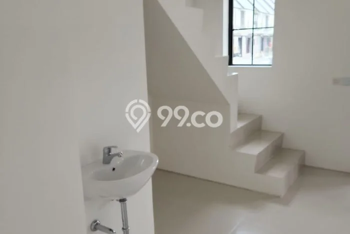 Rumah di Surabaya Kota, Dekat Stasiun, 3 KM, LT 65m2m² LB 64m2m² Rumah di Surabaya Kota, Dekat Stasiun, 3 KM, LT 65m2m² LB 64m2m²