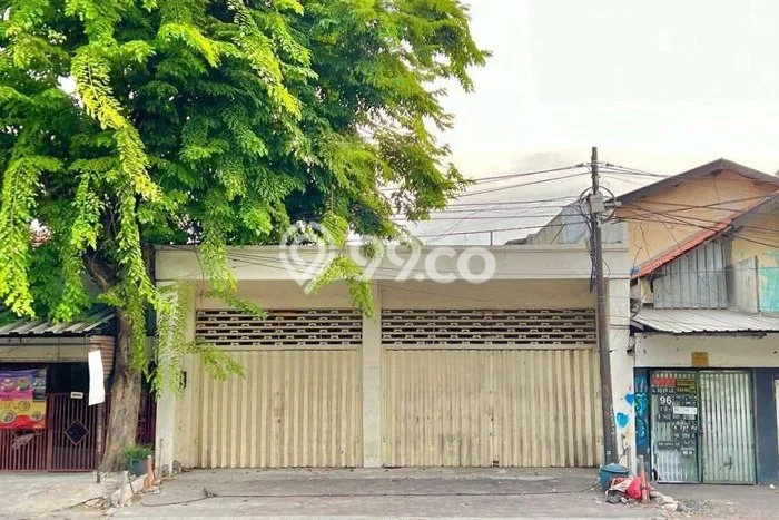 Disewakan Komersial di Kawasan Ramai Manyar Luas 378m2 Disewakan Komersial di Kawasan Ramai Manyar Luas 378m2