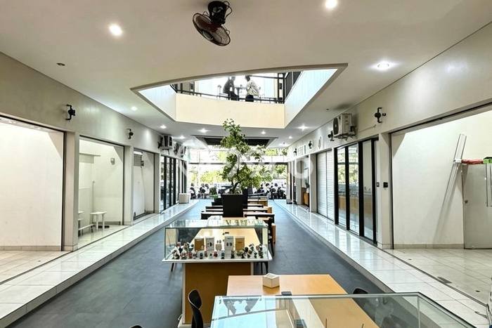 Komersial Paling Dicari LB 829m2 Dijual di Rungkut Komersial Paling Dicari LB 829m2 Dijual di Rungkut