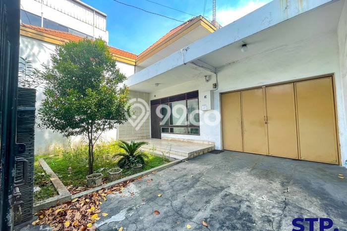Komersial Bagus Dijual LB 700m2 Lokasi Strategis Surabaya Area Cocok untuk Berbisnis Komersial Bagus Dijual LB 700m2 Lokasi Strategis Surabaya Area Cocok untuk Berbisnis