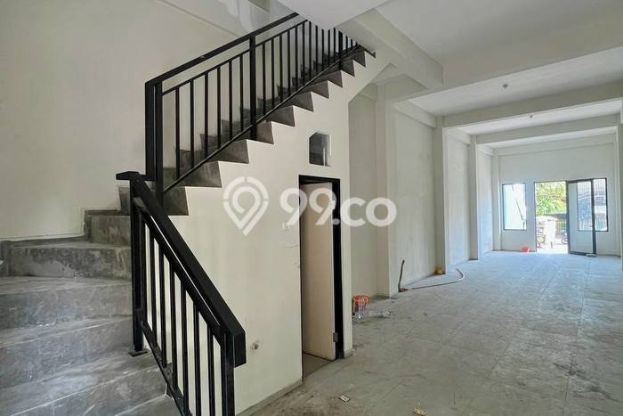 FOR SALE! Ruko di Rungkut Surabaya, LT 86m2, LB 180m2 FOR SALE! Ruko di Rungkut Surabaya, LT 86m2, LB 180m2