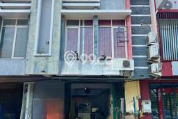 For Rent Ruko di Surabaya Kota, Luas 180m², Area Strategis, Ready Pakai For Rent Ruko di Surabaya Kota, Luas 180m², Area Strategis, Ready Pakai