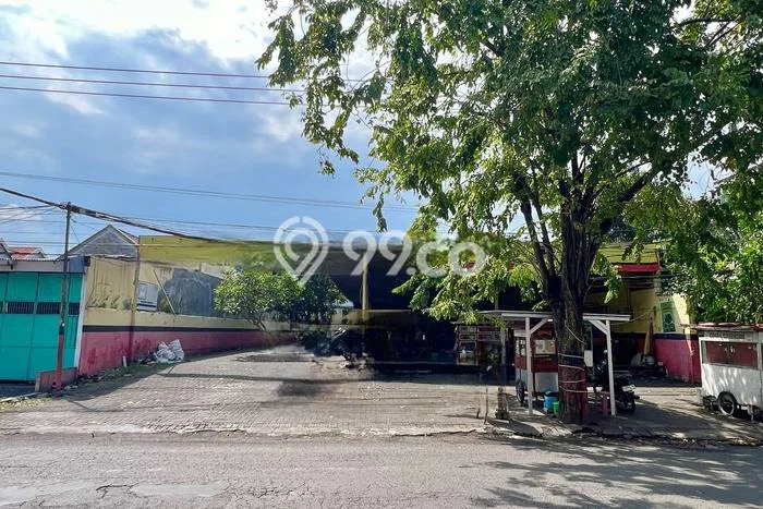 Komersial For Rent di Waru, Luas 560m2m², Area Strategis Komersial For Rent di Waru, Luas 560m2m², Area Strategis