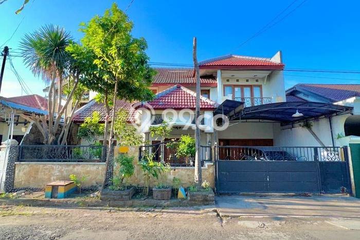 KESEMPATAN TERBAIK! Tersedia KPR Rumah Minimalis di Buduran, Sidoarjo, Luas 302m2m² Bangunan 450m2m² KESEMPATAN TERBAIK! Tersedia KPR Rumah Minimalis di Buduran, Sidoarjo, Luas 302m2m² Bangunan 450m2m²