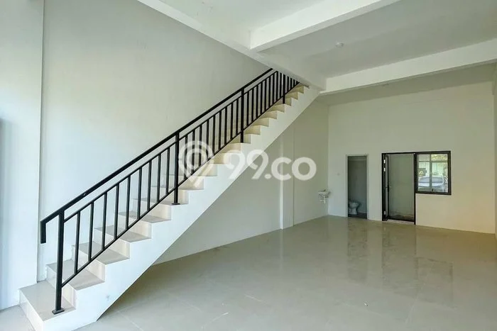 Unit Ruko Dijual di Surabaya LT 54m2 & LB 145m2 Unit Ruko Dijual di Surabaya LT 54m2 & LB 145m2
