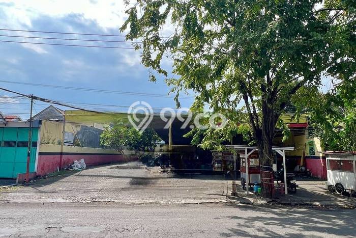 Unit Komersial Disewa Lokasi Waru, Sidoarjo Spesifikasi Luas Bangunan 560m2 Unit Komersial Disewa Lokasi Waru, Sidoarjo Spesifikasi Luas Bangunan 560m2