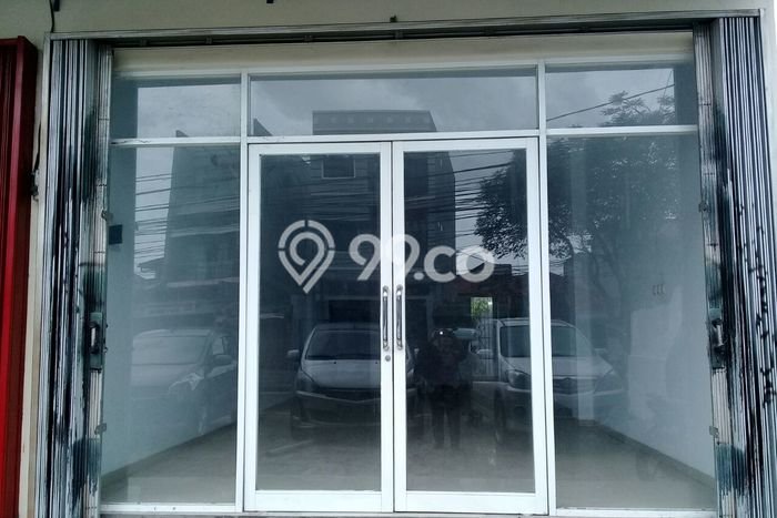 Ruko bagus disewakan di Palmerah Jakarta Barat dengan LB 200m2 harga sewa terbaik Ruko bagus disewakan di Palmerah Jakarta Barat dengan LB 200m2 harga sewa terbaik