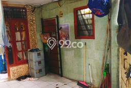 For Sale Rumah 6 Kamar Lokasi Strategis Nyaman dan Strategis di Sawah Besar For Sale Rumah 6 Kamar Lokasi Strategis Nyaman dan Strategis di Sawah Besar