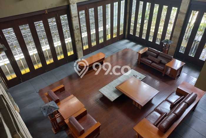 Hunian Elit LB 1200m2 Siap Pakai Desain Elegan di Cipaganti, Bandung Hunian Elit LB 1200m2 Siap Pakai Desain Elegan di Cipaganti, Bandung