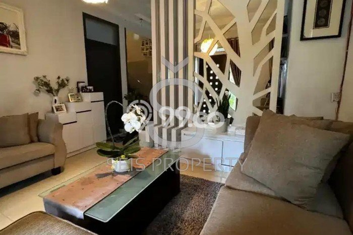 Rumah Luxury Modern Tanpa Renovasi di Ciateul Bandung Rumah Luxury Modern Tanpa Renovasi di Ciateul Bandung