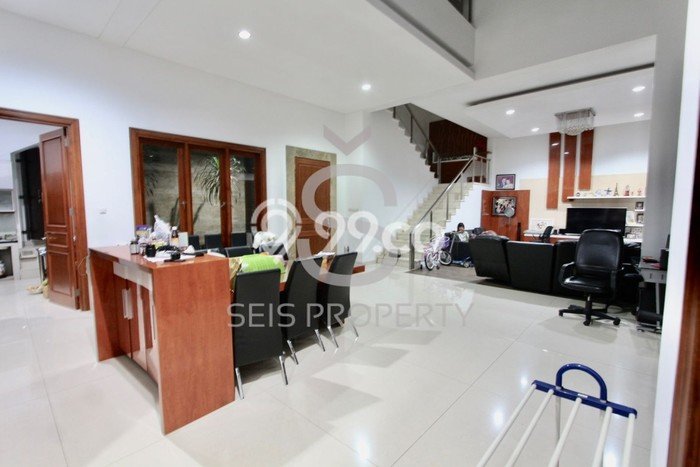 Unit Kantor Dijual di Bandung LT 340m2 & LB 700m2 Unit Kantor Dijual di Bandung LT 340m2 & LB 700m2