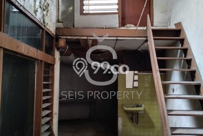 Ruko Dijual di Prime Area Bandung Luas 140m2 Ruko Dijual di Prime Area Bandung Luas 140m2