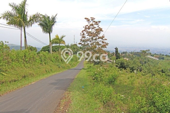 Tanah Kosong Dijual di Bandung Barat dengan Area 2200m2 Tanah Kosong Dijual di Bandung Barat dengan Area 2200m2
