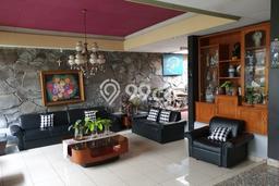 Jual Rumah Luas Elegan Dengan View Cantik di Setiabudi, Bandung Jual Rumah Luas Elegan Dengan View Cantik di Setiabudi, Bandung