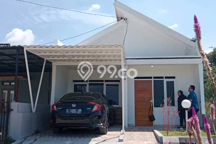 Rumah PREMIUM di Pameungpeuk, Bandung, Luas 50m2m² Bangunan 36m2m² HARGA TERBAIK! Rumah PREMIUM di Pameungpeuk, Bandung, Luas 50m2m² Bangunan 36m2m² HARGA TERBAIK!