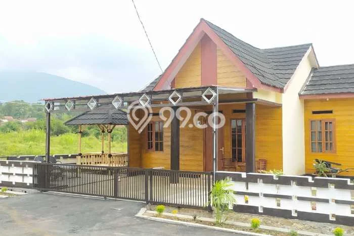 KESEMPATAN TERBAIK! Rumah Asri di Cimaung, Luas 60m2m² LB 36m2m² KESEMPATAN TERBAIK! Rumah Asri di Cimaung, Luas 60m2m² LB 36m2m²