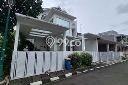 Hunian Cantik Modern Lb 200m2 di Bekasi Selatan, Bekasi Hunian Cantik Modern Lb 200m2 di Bekasi Selatan, Bekasi