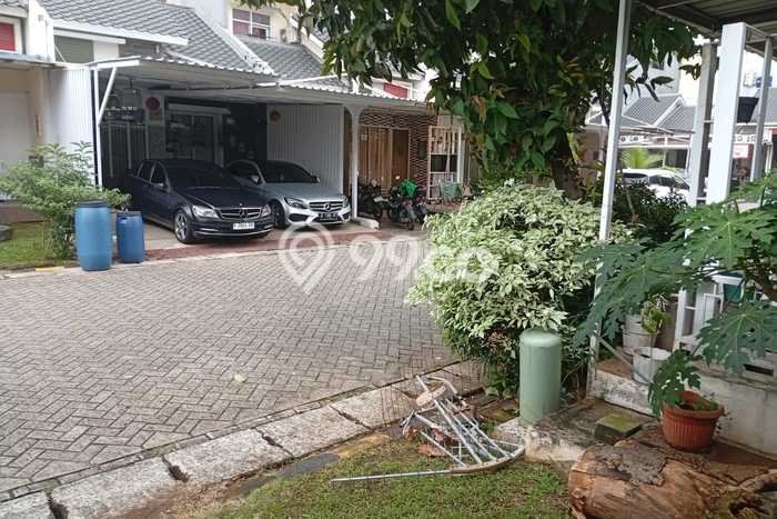 Rumah Luxury Modern Tanpa Renovasi di Pekayon Bekasi Rumah Luxury Modern Tanpa Renovasi di Pekayon Bekasi