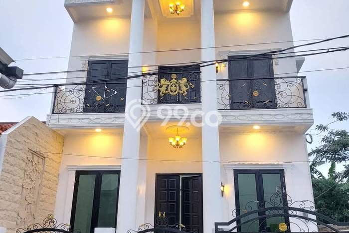 Disewakan! Rumah 5 Kamar Tidur &
3 Kamar Mandi di Pondok Gede, Bekasi Disewakan! Rumah 5 Kamar Tidur &
3 Kamar Mandi di Pondok Gede, Bekasi