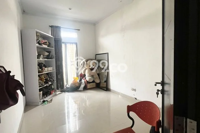 Lokasi strategis! Rumah siap huni disewakan di Bekasi Selatan LB 350m2 Lokasi strategis! Rumah siap huni disewakan di Bekasi Selatan LB 350m2