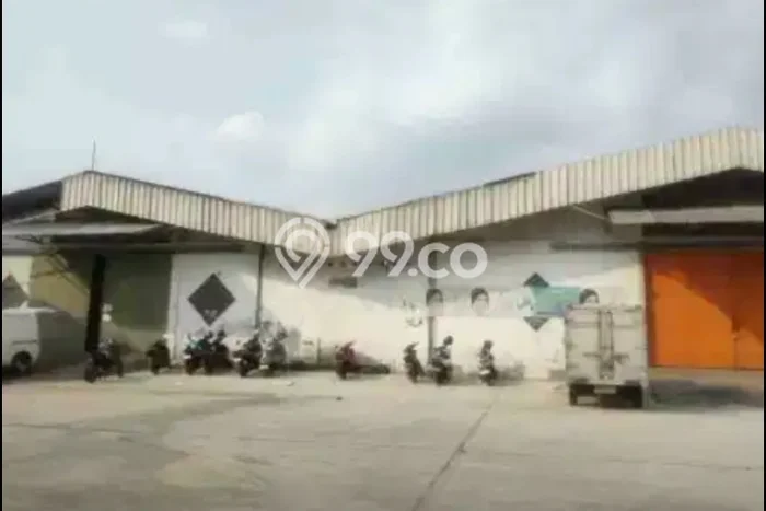 Gudang Disewakan Lokasi Kramat Jati Jakarta Timur Harga Spesial! Gudang Disewakan Lokasi Kramat Jati Jakarta Timur Harga Spesial!