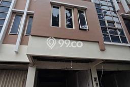 Ruko Dijual di Tangerang Selatan LT 58m2 & LB 0m2 Lokasi Terbaik! Ruko Dijual di Tangerang Selatan LT 58m2 & LB 0m2 Lokasi Terbaik!
