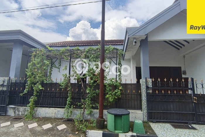 Disewakan Segera Rumah Kondisi Bagus di Area Rungkut, Surabaya Disewakan Segera Rumah Kondisi Bagus di Area Rungkut, Surabaya