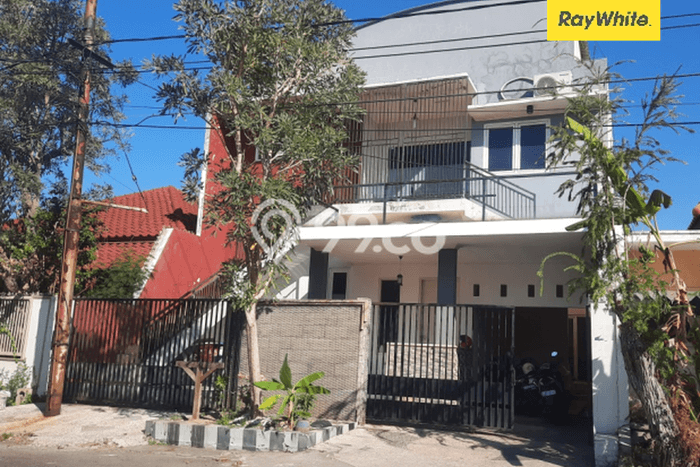 Rumah Luas Asri 3 KT Siap Huni di Margorejo Surabaya Rumah Luas Asri 3 KT Siap Huni di Margorejo Surabaya