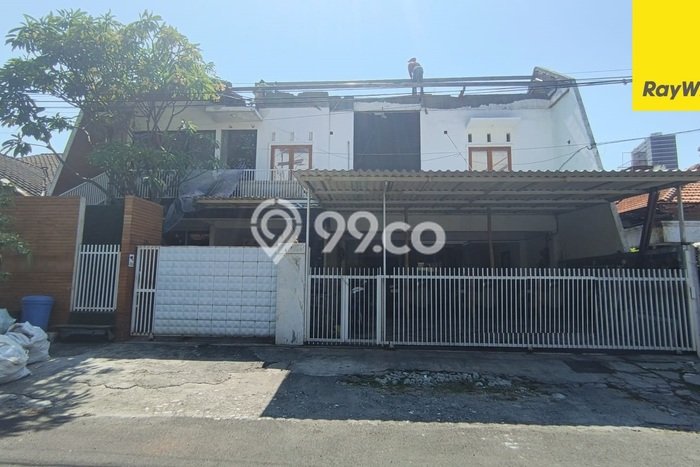 Rumah 14 KT 5 KM di Kawasan Gayungan, Surabaya Rumah 14 KT 5 KM di Kawasan Gayungan, Surabaya