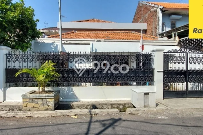 Rumah Mewah Dijual LT 300m2 di Tambaksari, Surabaya Rumah Mewah Dijual LT 300m2 di Tambaksari, Surabaya