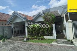 Rumah Modern Minimalis 5 KT Bisa Langsung Pindah di Gayungan Rumah Modern Minimalis 5 KT Bisa Langsung Pindah di Gayungan