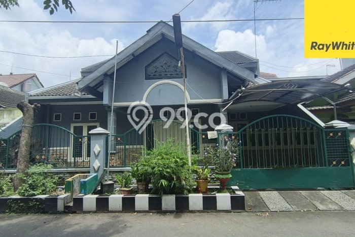 Disewakan Rumah Konsep Minimalis di Gayungan Surabaya dengan 3 KT Disewakan Rumah Konsep Minimalis di Gayungan Surabaya dengan 3 KT