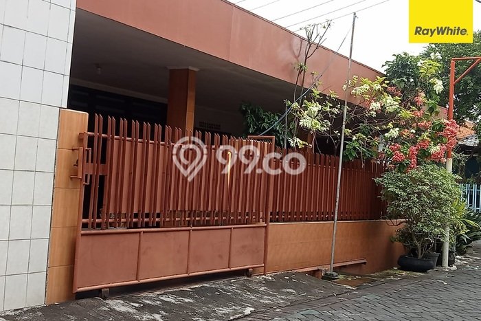 Rumah Modern Cantik 4 Kamar Bisa Langsung Pindah di Tambaksari Rumah Modern Cantik 4 Kamar Bisa Langsung Pindah di Tambaksari