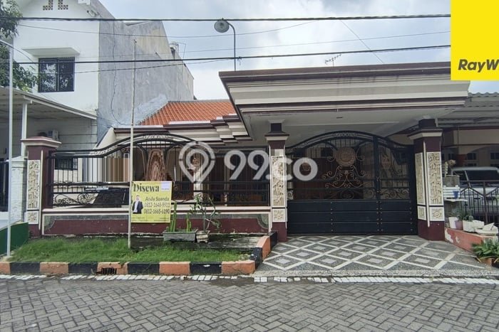 Rumah Bagus Siap Huni Di Tenggilis Mejoyo Luas 200m2 Aman Rumah Bagus Siap Huni Di Tenggilis Mejoyo Luas 200m2 Aman