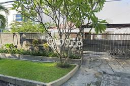 Rumah Mewah Siap Huni LT 444m2 di Wonokromo, Surabaya Rumah Mewah Siap Huni LT 444m2 di Wonokromo, Surabaya