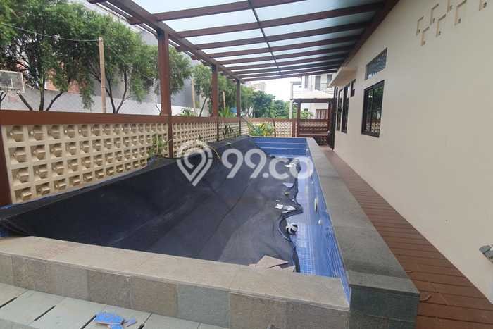 Rumah Kontrakan Tangerang LT 223m2 LB 356m2 Kawasan Gading Serpong Rumah Kontrakan Tangerang LT 223m2 LB 356m2 Kawasan Gading Serpong