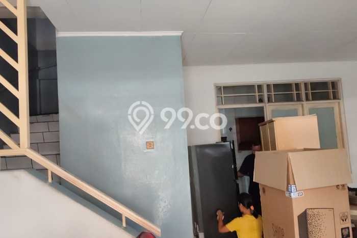 Rumah Modern 2 KT di Taman Palem Jakarta Barat Unfurnished Rumah Modern 2 KT di Taman Palem Jakarta Barat Unfurnished