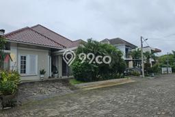 Rumah Siap Pakai di Cipayung, Jakarta Timur, LT 400m² Bangunan 580m² Rumah Siap Pakai di Cipayung, Jakarta Timur, LT 400m² Bangunan 580m²