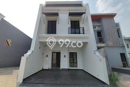 Dijual Rumah Strategis Bagus Punya 3 KT di Jagakarsa Jakarta Selatan SHM Dijual Rumah Strategis Bagus Punya 3 KT di Jagakarsa Jakarta Selatan SHM