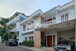 Rumah Modern area Pasar Minggu, Jakarta Selatan, LT 124m² Bangunan 200m² Rumah Modern area Pasar Minggu, Jakarta Selatan, LT 124m² Bangunan 200m²
