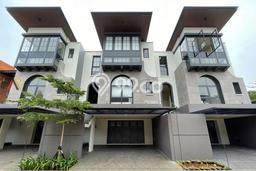 Rumah 4 KT 3 KM Fasilitas Jogging Track di Pasar Minggu, Jakarta Selatan Rumah 4 KT 3 KM Fasilitas Jogging Track di Pasar Minggu, Jakarta Selatan