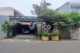 Rumah Premium LT 234m² / LB 300m² di Kompleks Cluster Cipayung, Jakarta Timur Rumah Premium LT 234m² / LB 300m² di Kompleks Cluster Cipayung, Jakarta Timur